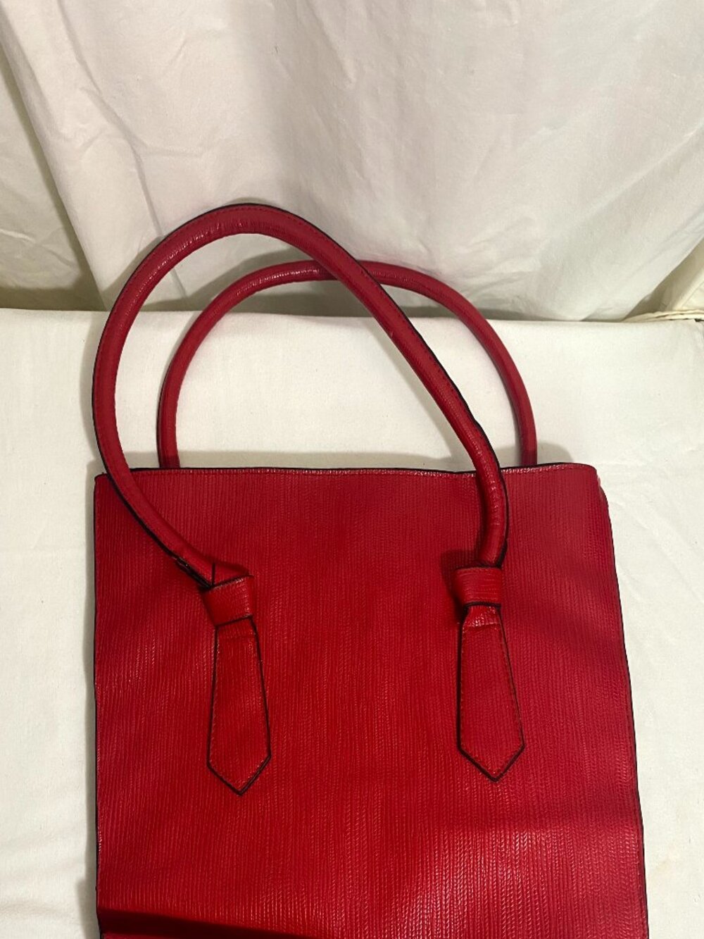 Red Textured Faux Leather Tote Handbag Structured Top Handle Purse Medium Size